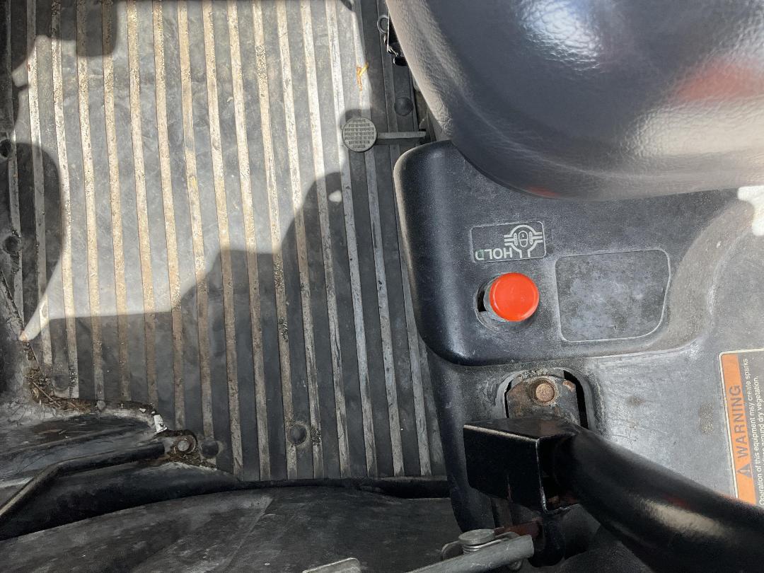 Photo '15' of Kubota RTVX900WORKSITE Photo '15' of Kubota RTVX900WORKSITE