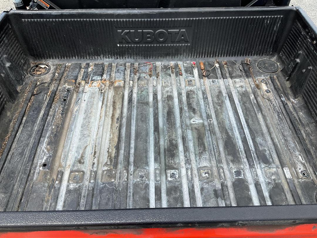 Photo '20' of Kubota RTVX900WORKSITE Photo '20' of Kubota RTVX900WORKSITE