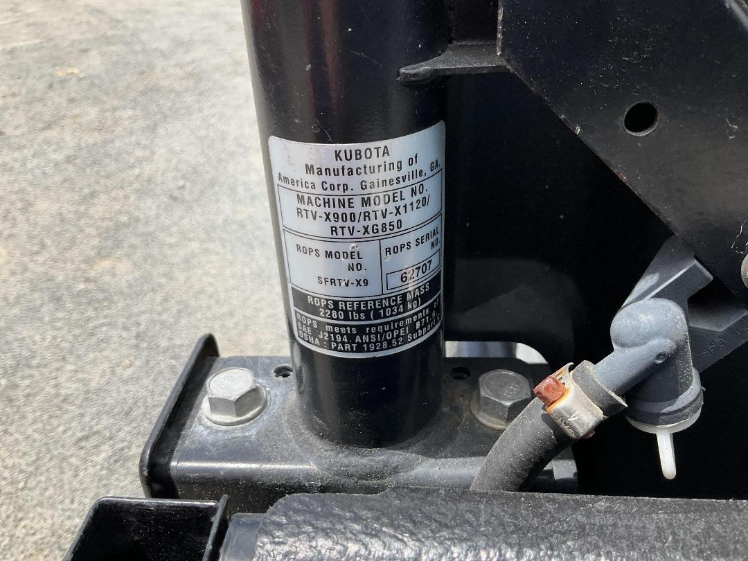 Photo '27' of Kubota RTVX900WORKSITE Photo '27' of Kubota RTVX900WORKSITE