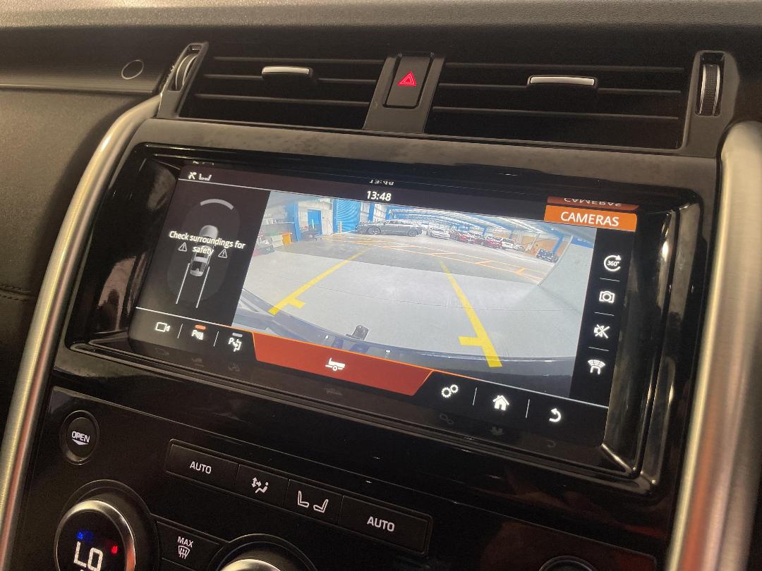 Photo '29' of Land Rover Discovery Photo '29' of Land Rover Discovery