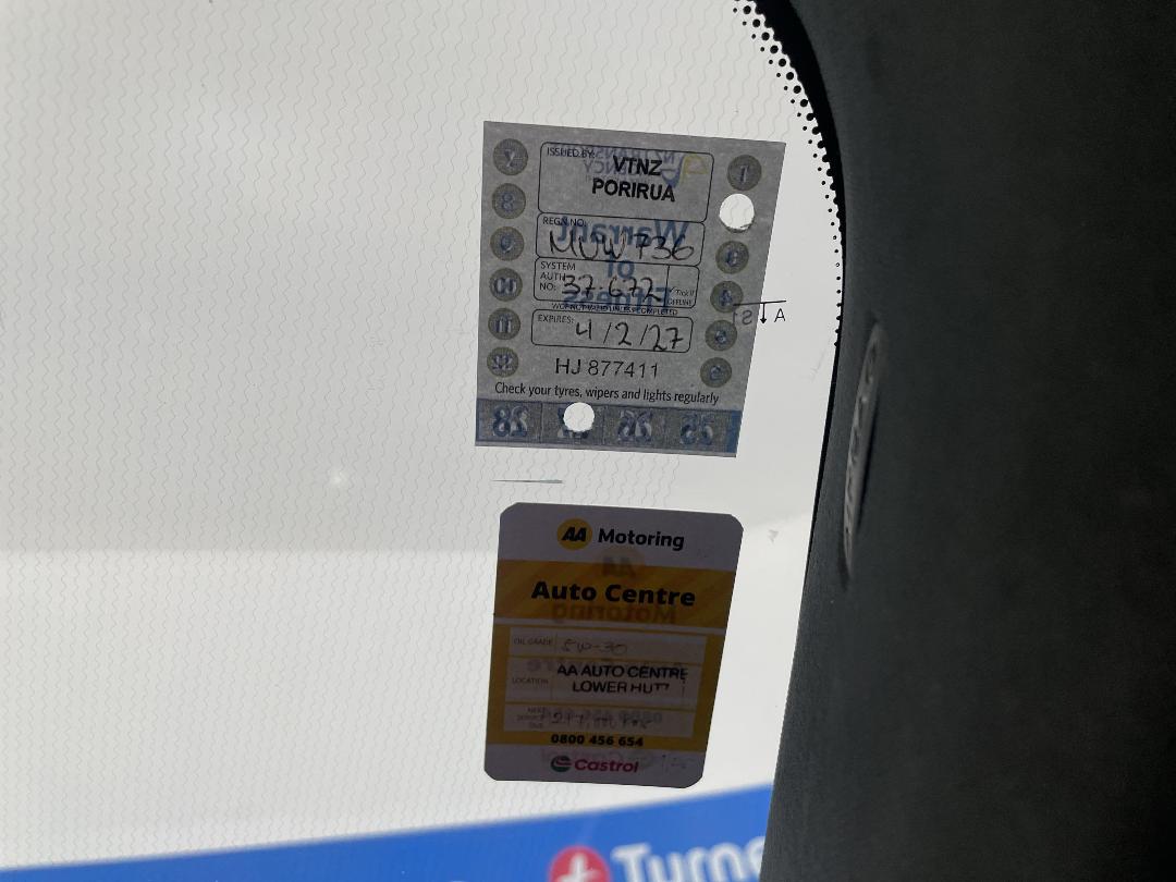 Photo '33' of Land Rover Discovery Photo '33' of Land Rover Discovery