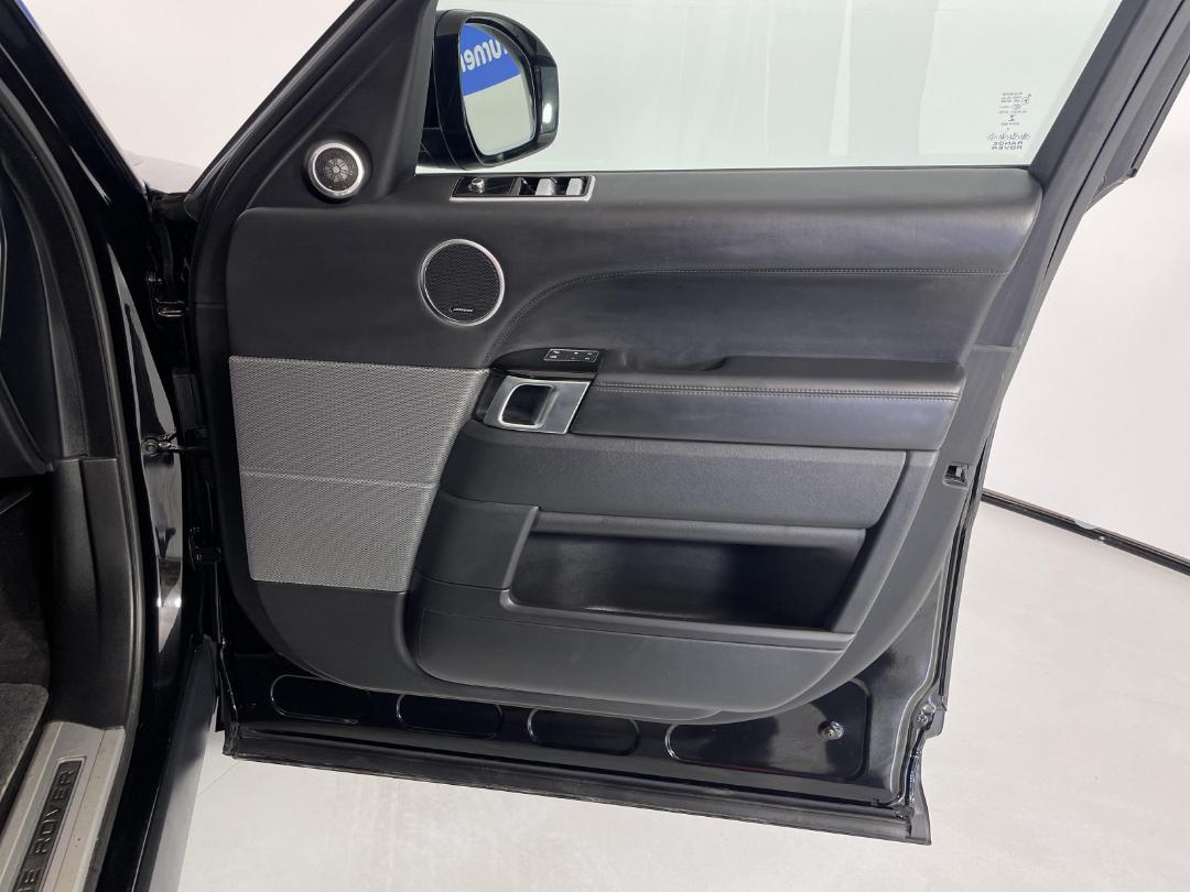 Photo '15' of Land Rover Range Rover