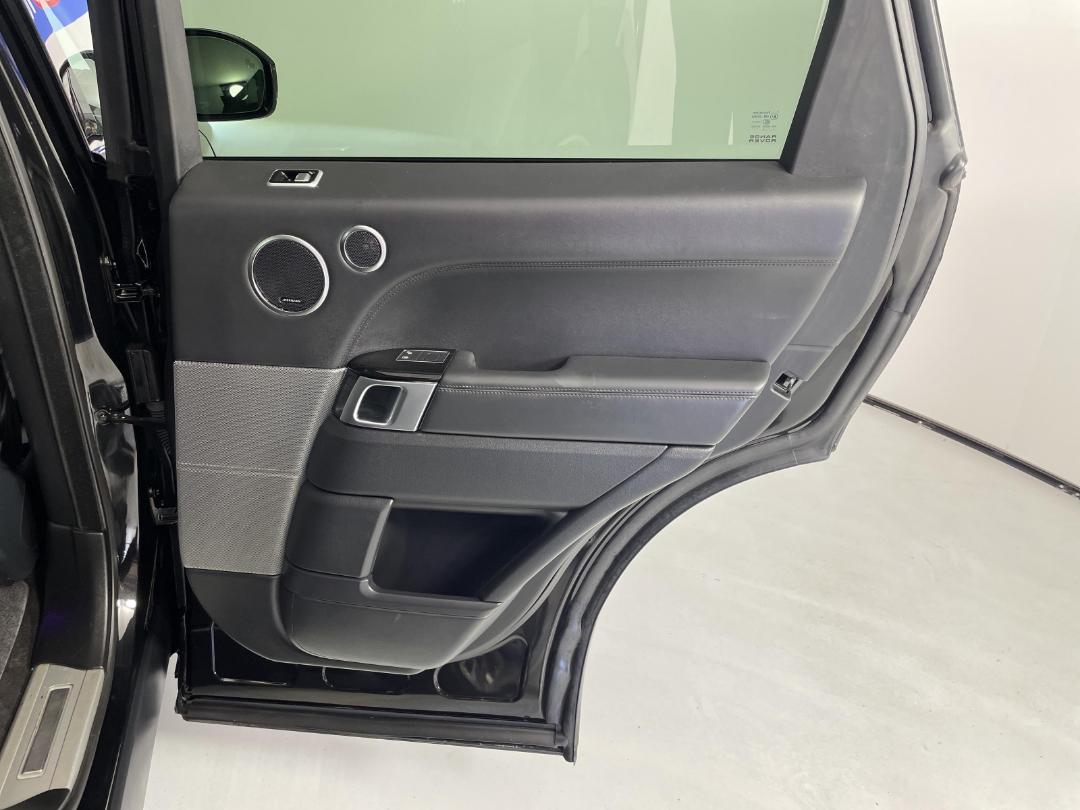 Photo '19' of Land Rover Range Rover