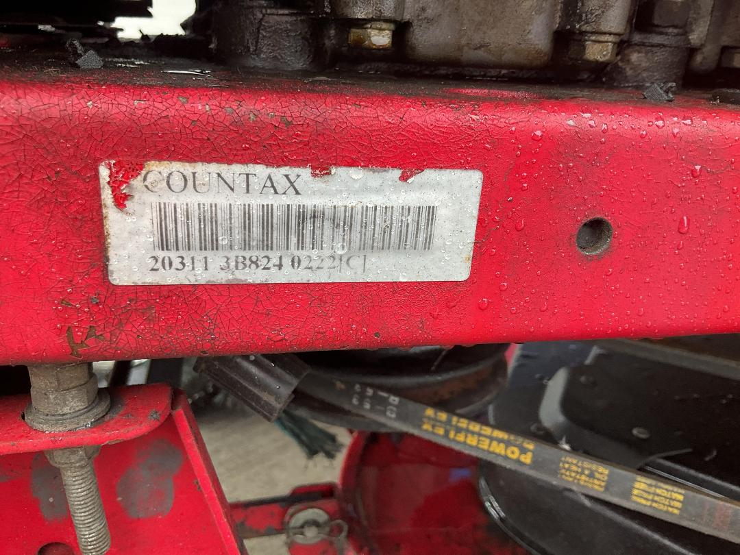 Photo '17' of Lawn master Countax c-series Ride On Mower