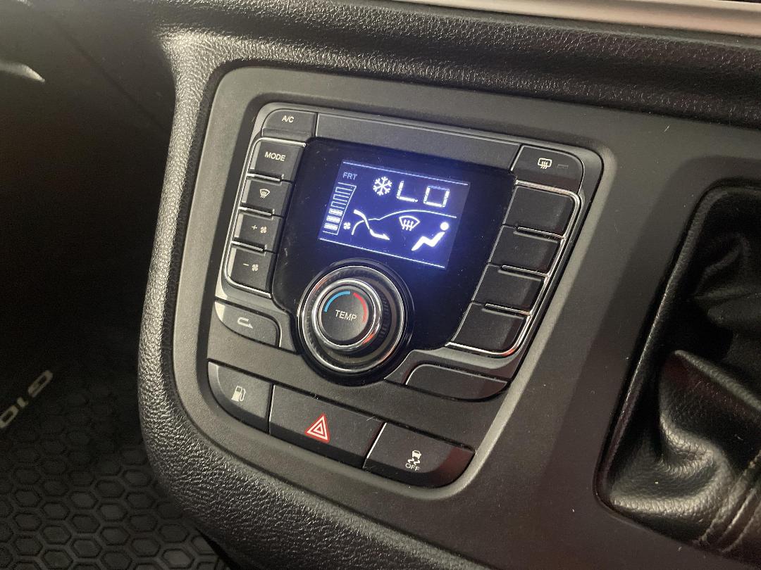 Photo '28' of LDV G10