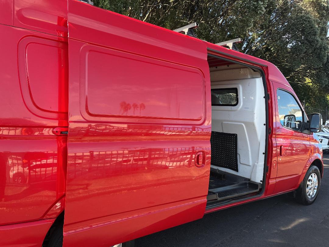 Photo '19' of LDV V80