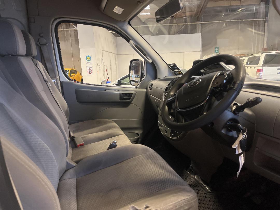 Photo '16' of LDV V80