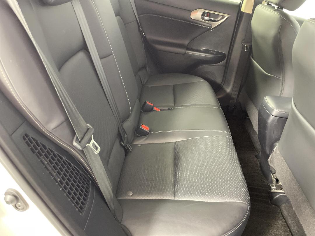 Photo '20' of Lexus CT200H