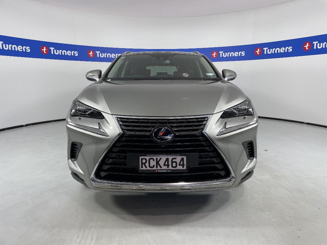 Photo '2' of Lexus NX300H