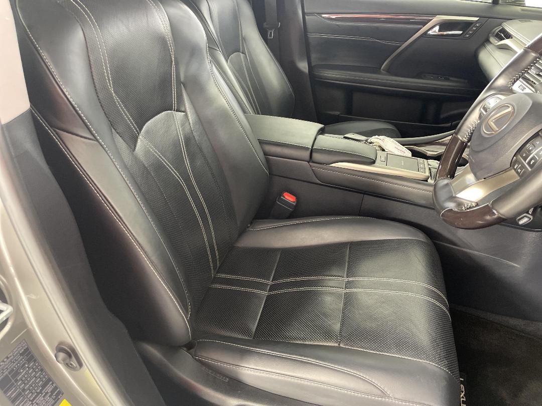 Photo '16' of Lexus RX350 Photo '16' of Lexus RX350