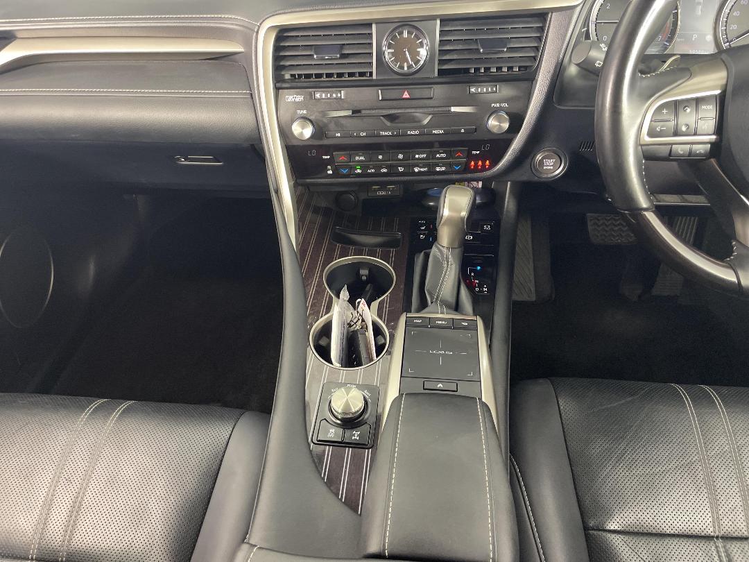 Photo '18' of Lexus RX350 Photo '18' of Lexus RX350