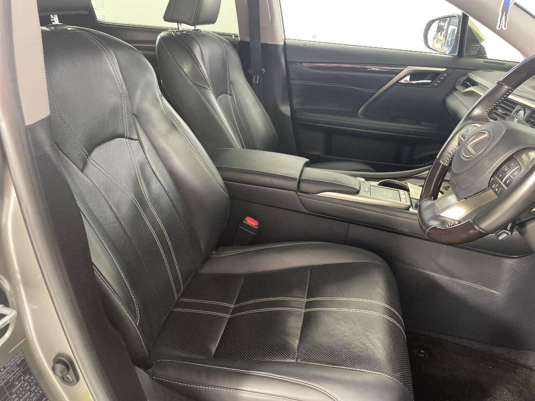 Photo '25' of Lexus RX350 Photo '25' of Lexus RX350