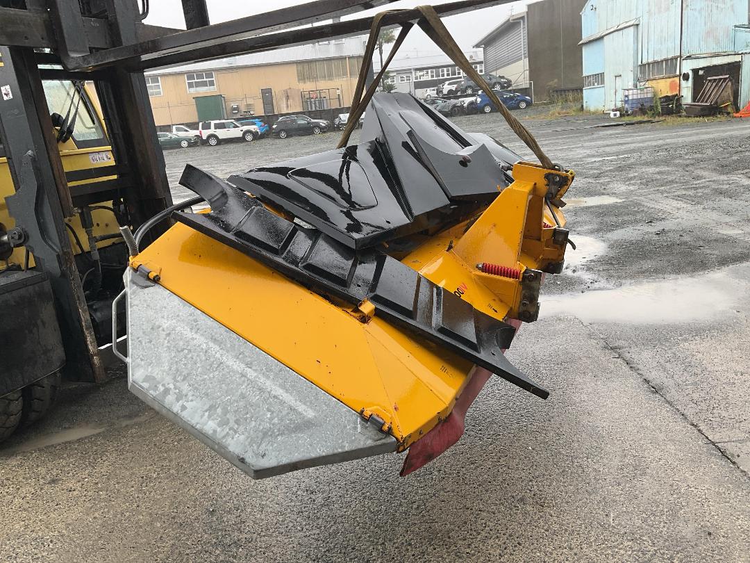 Photo '4' of Maxam 3300 Mower