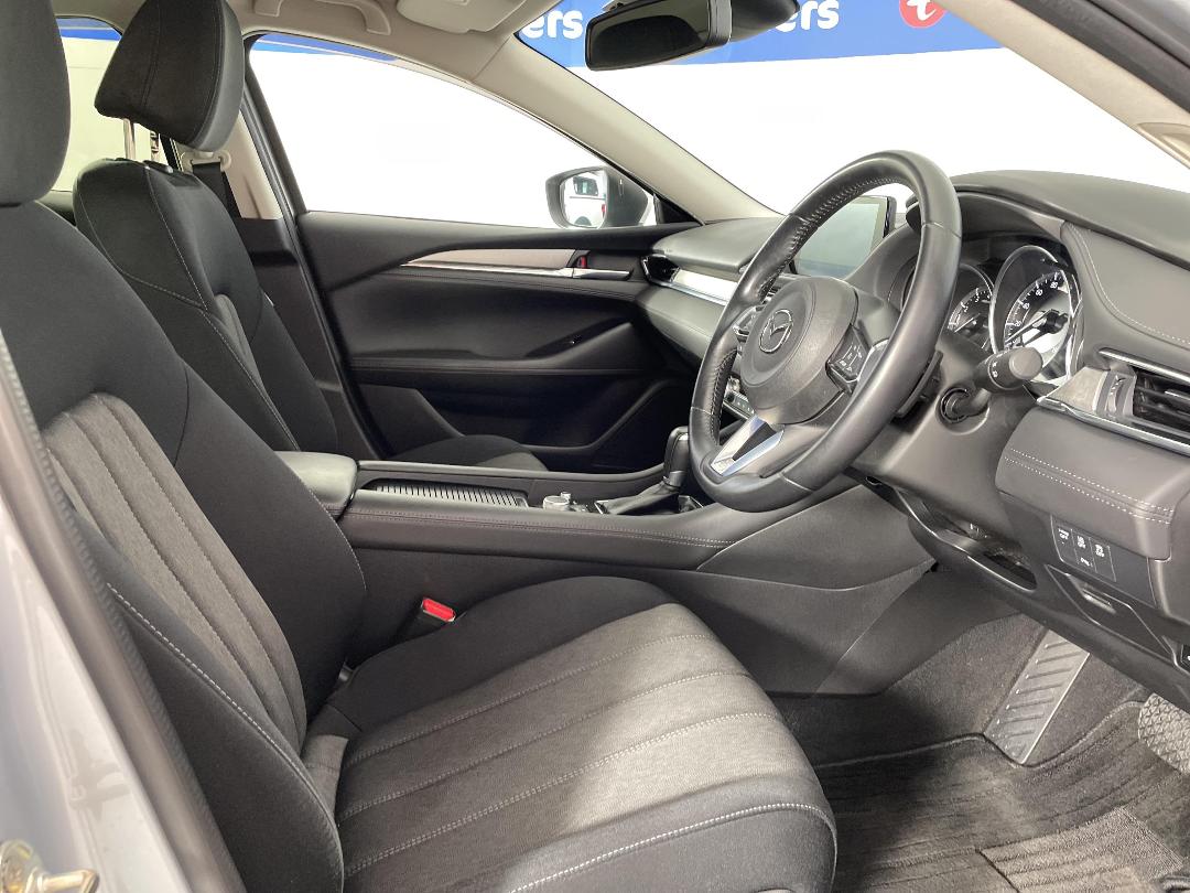 Photo '16' of Mazda 6