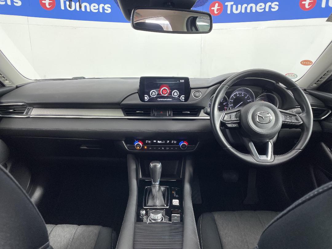 Photo '17' of Mazda 6