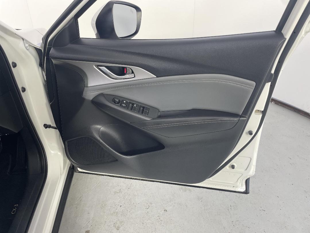 Photo '15' of Mazda CX-3 Photo '15' of Mazda CX-3