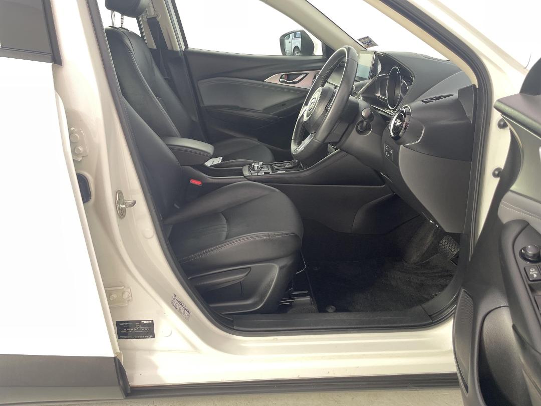 Photo '16' of Mazda CX-3 Photo '16' of Mazda CX-3