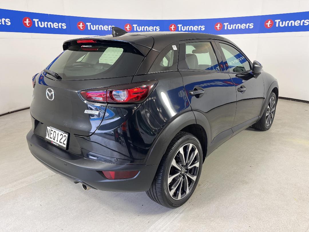 Photo '7' of Mazda CX-3