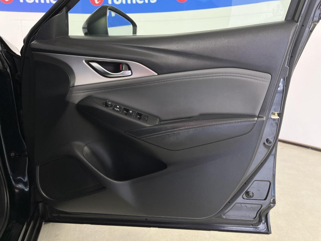 Photo '15' of Mazda CX-3