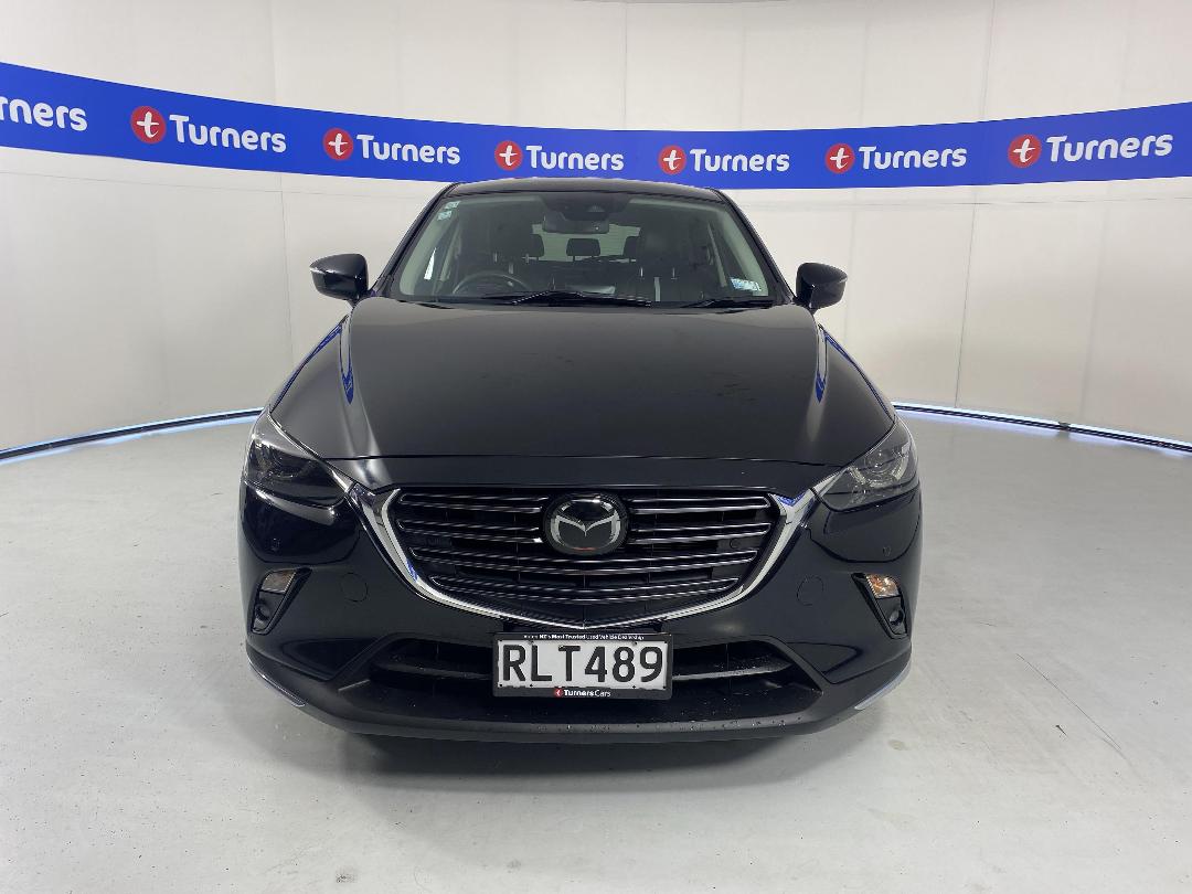 Photo '2' of Mazda CX-3