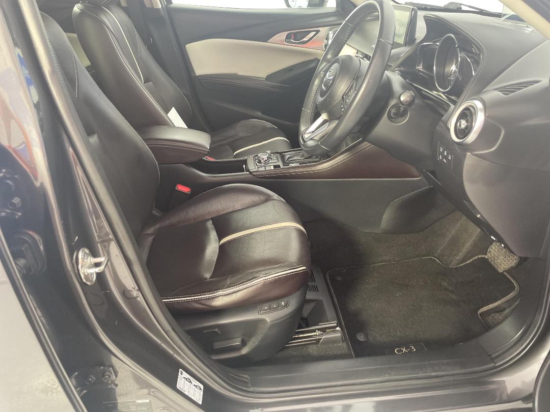 Photo '16' of Mazda CX-3 Photo '16' of Mazda CX-3