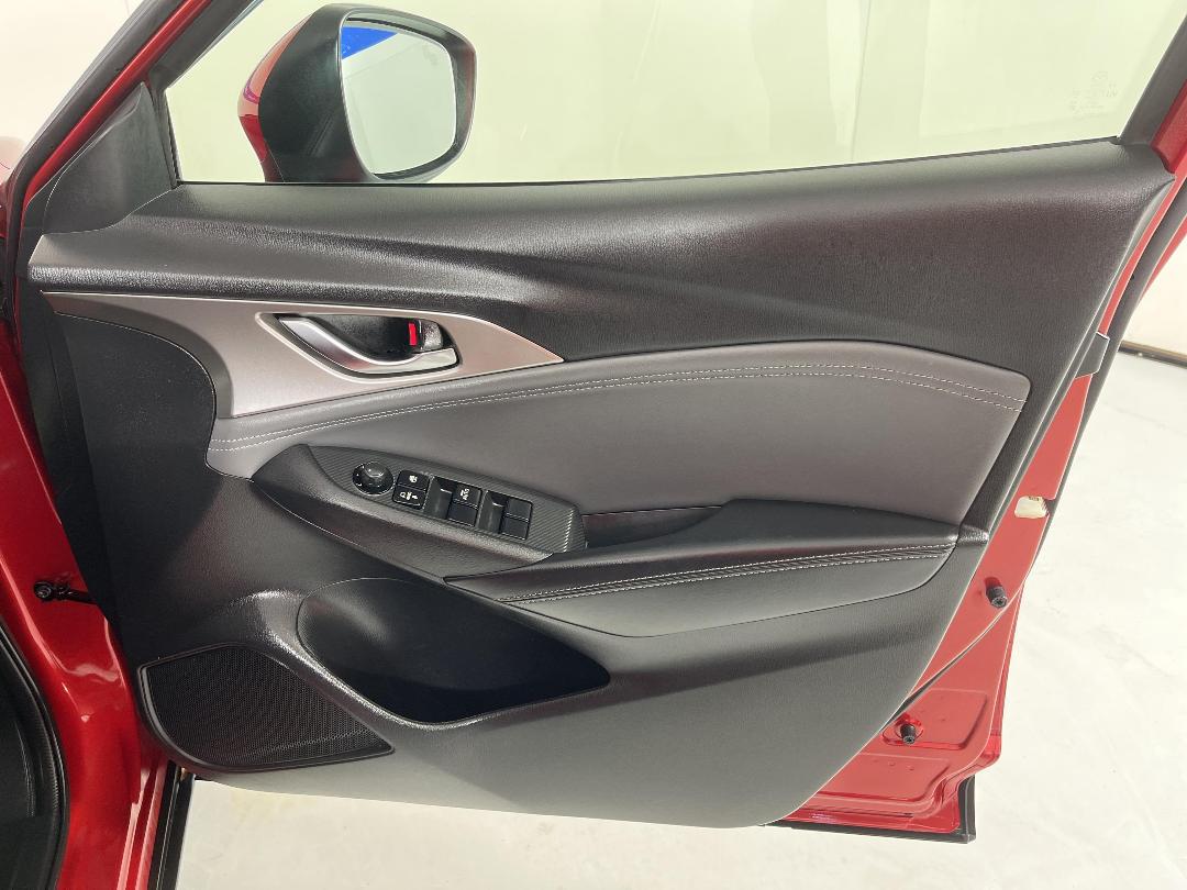 Photo '15' of Mazda CX-3