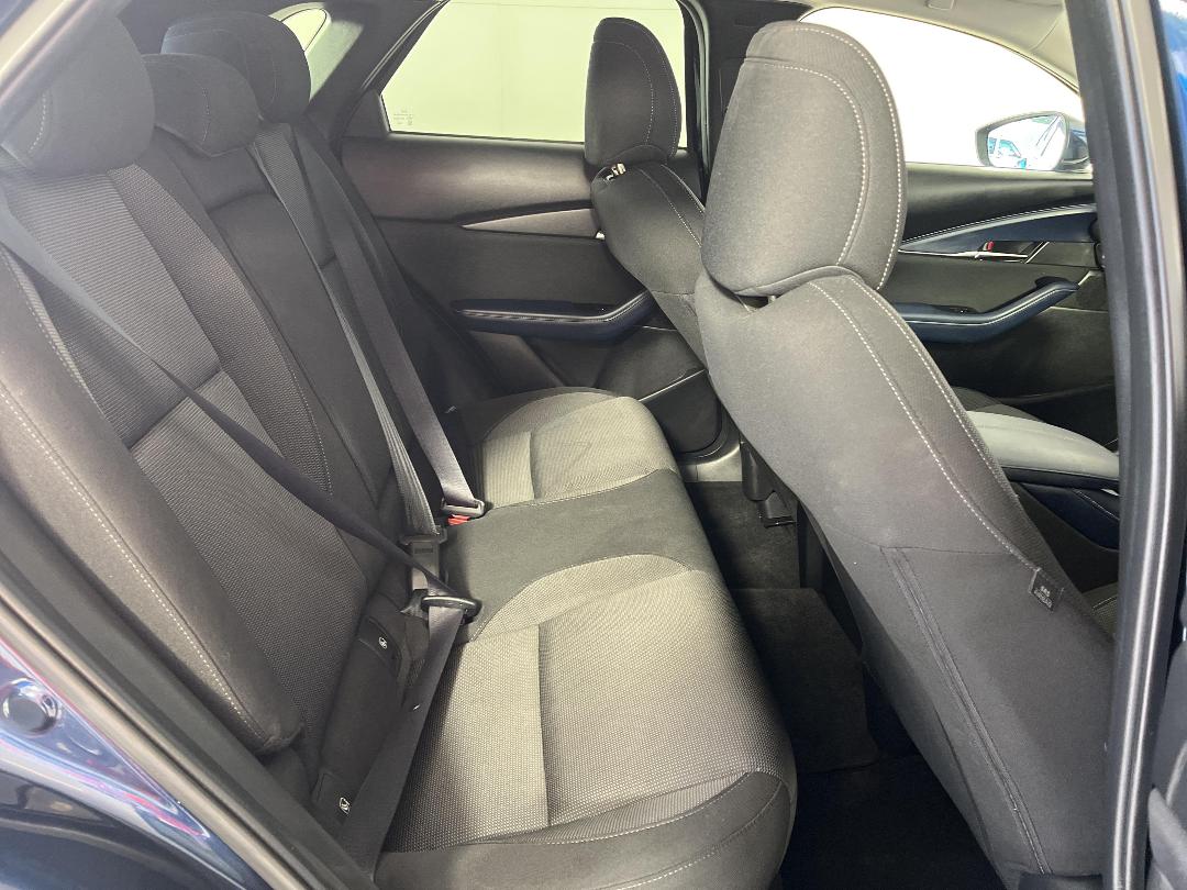 Photo '20' of Mazda CX-30