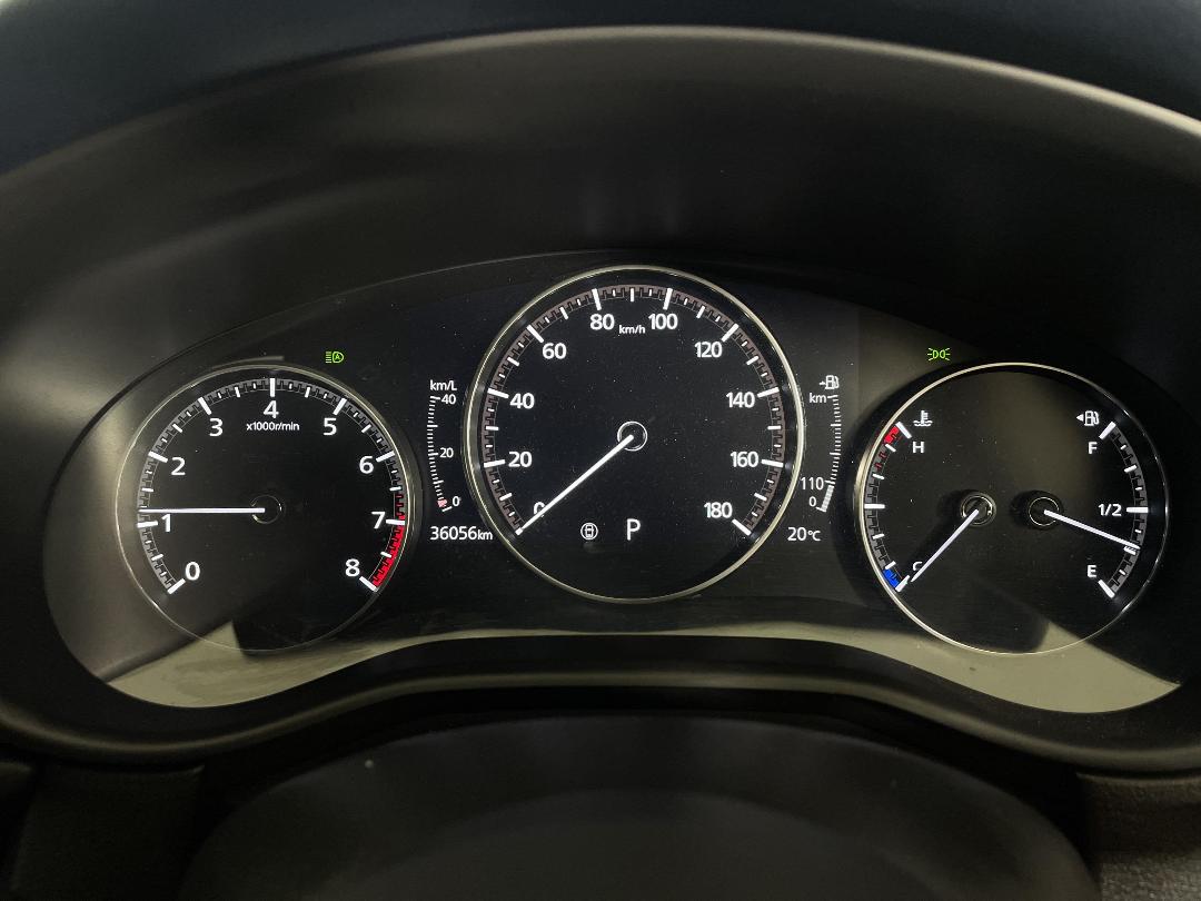 Photo '21' of Mazda CX-30