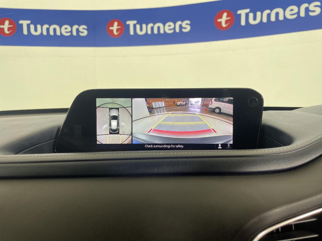 Photo '25' of Mazda CX-30