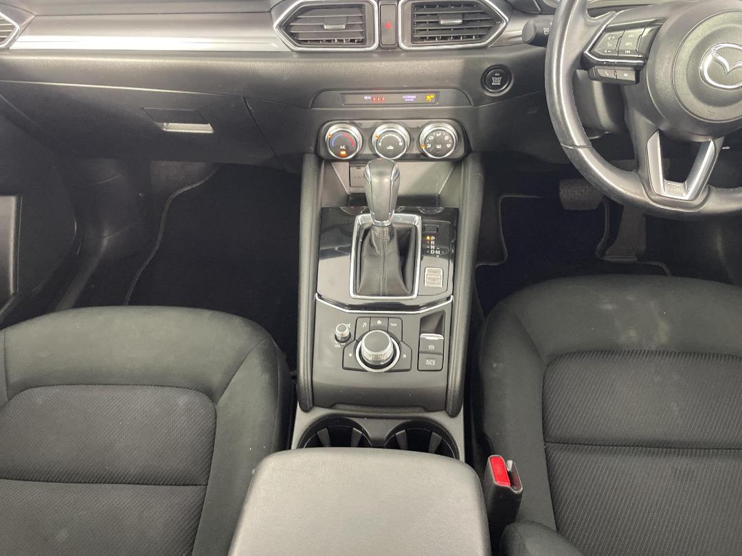 Photo '18' of Mazda CX-5