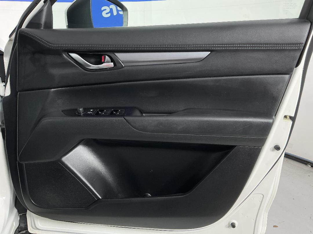 Photo '15' of Mazda CX-5