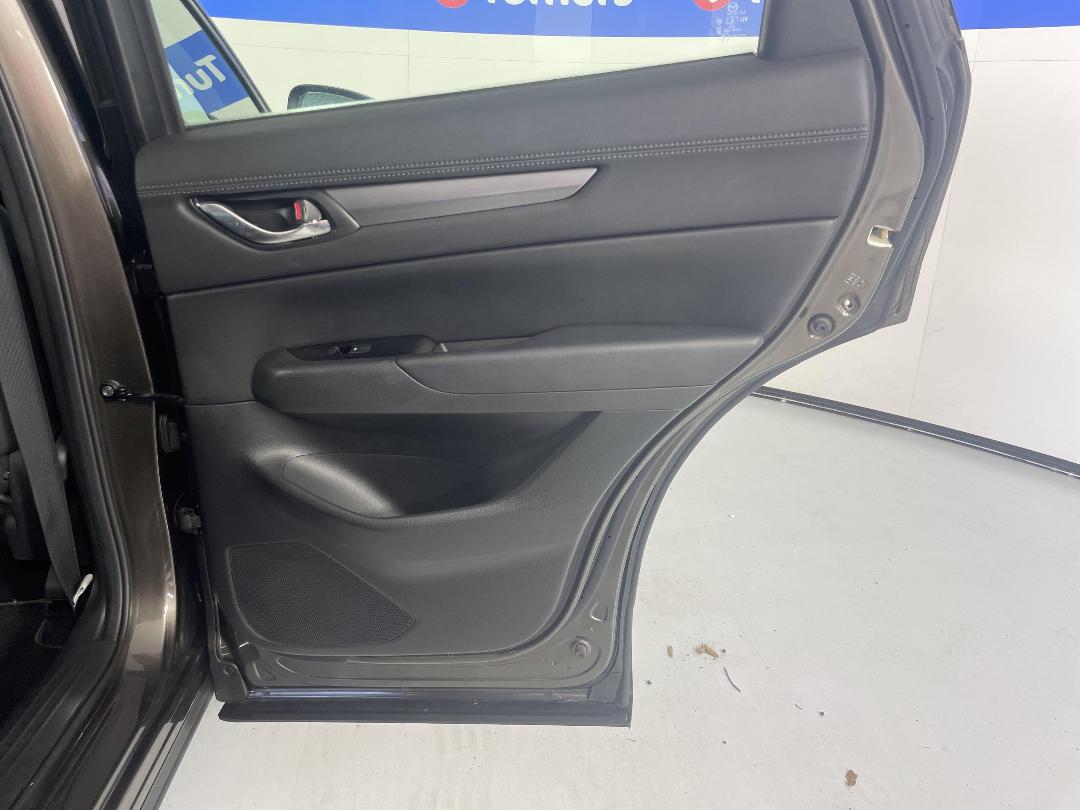 Photo '19' of Mazda CX-5