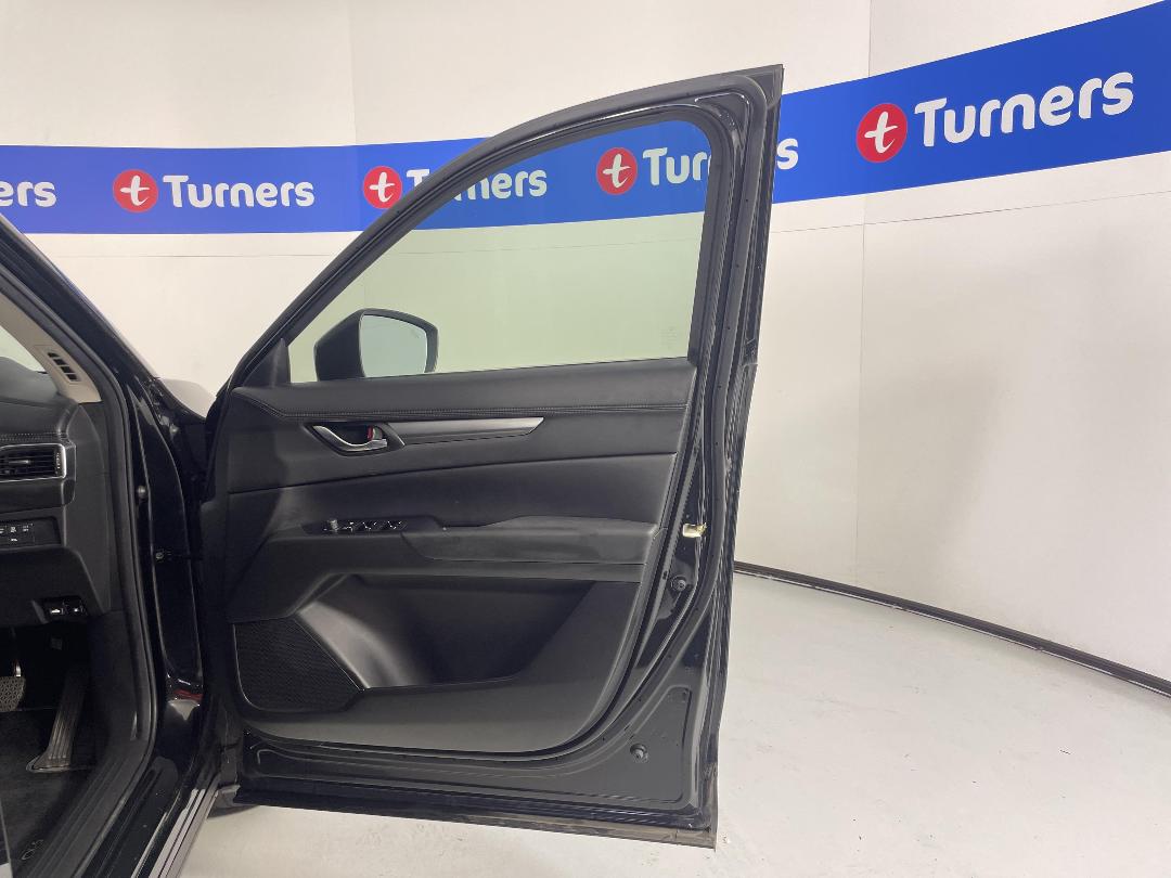 Photo '15' of Mazda CX-5 Photo '15' of Mazda CX-5