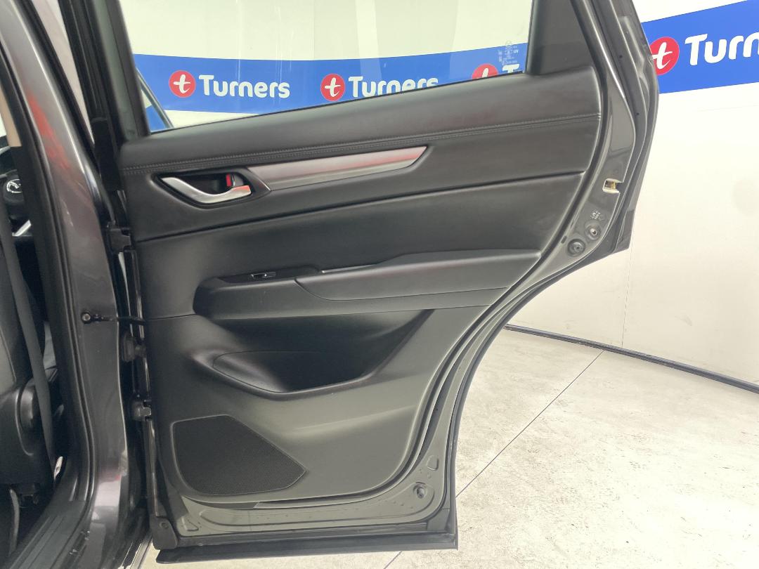 Photo '19' of Mazda CX-5