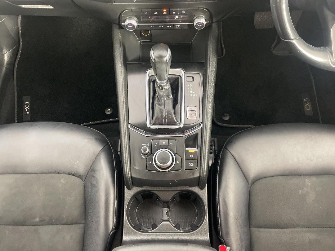 Photo '18' of Mazda CX-5