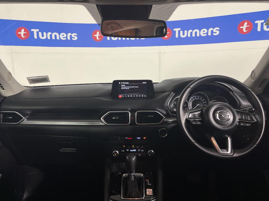 Photo '17' of Mazda CX-5