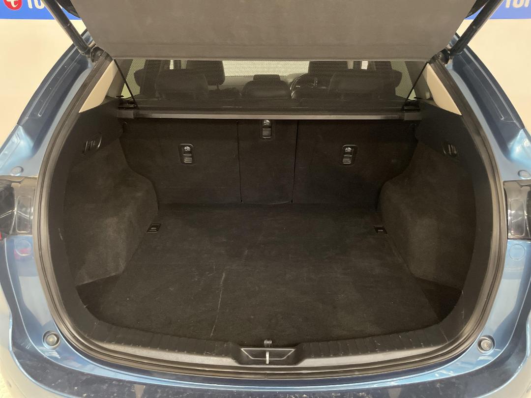 Photo '14' of Mazda CX-5