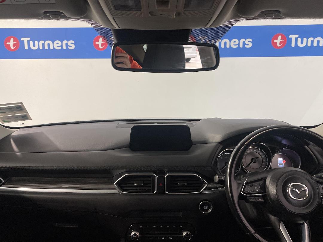 Photo '17' of Mazda CX-5