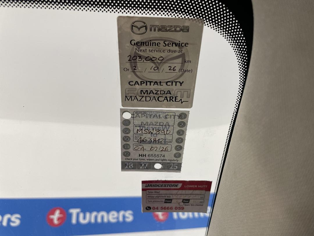 Photo '33' of Mazda CX-5