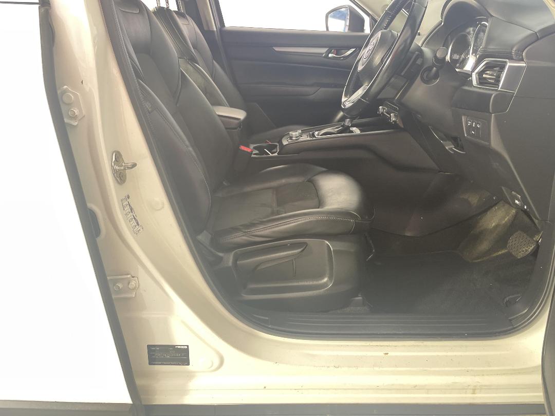 Photo '16' of Mazda CX-5