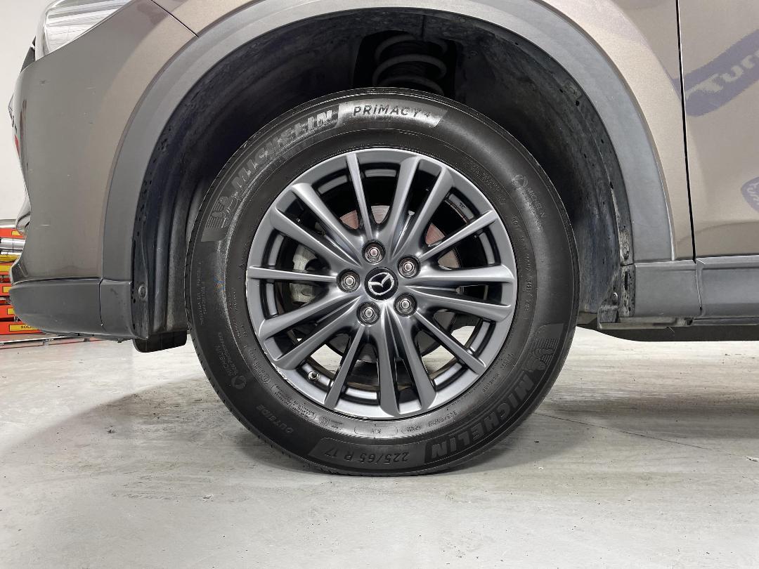 Photo '10' of Mazda CX-5