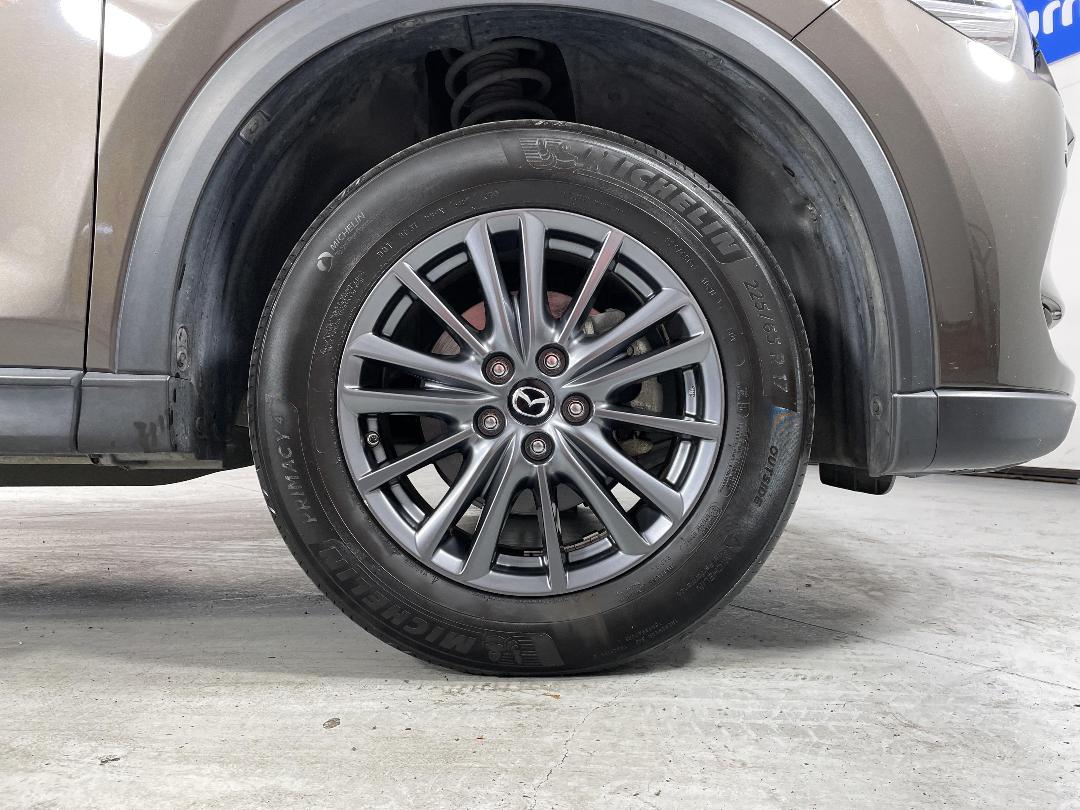 Photo '9' of Mazda CX-5