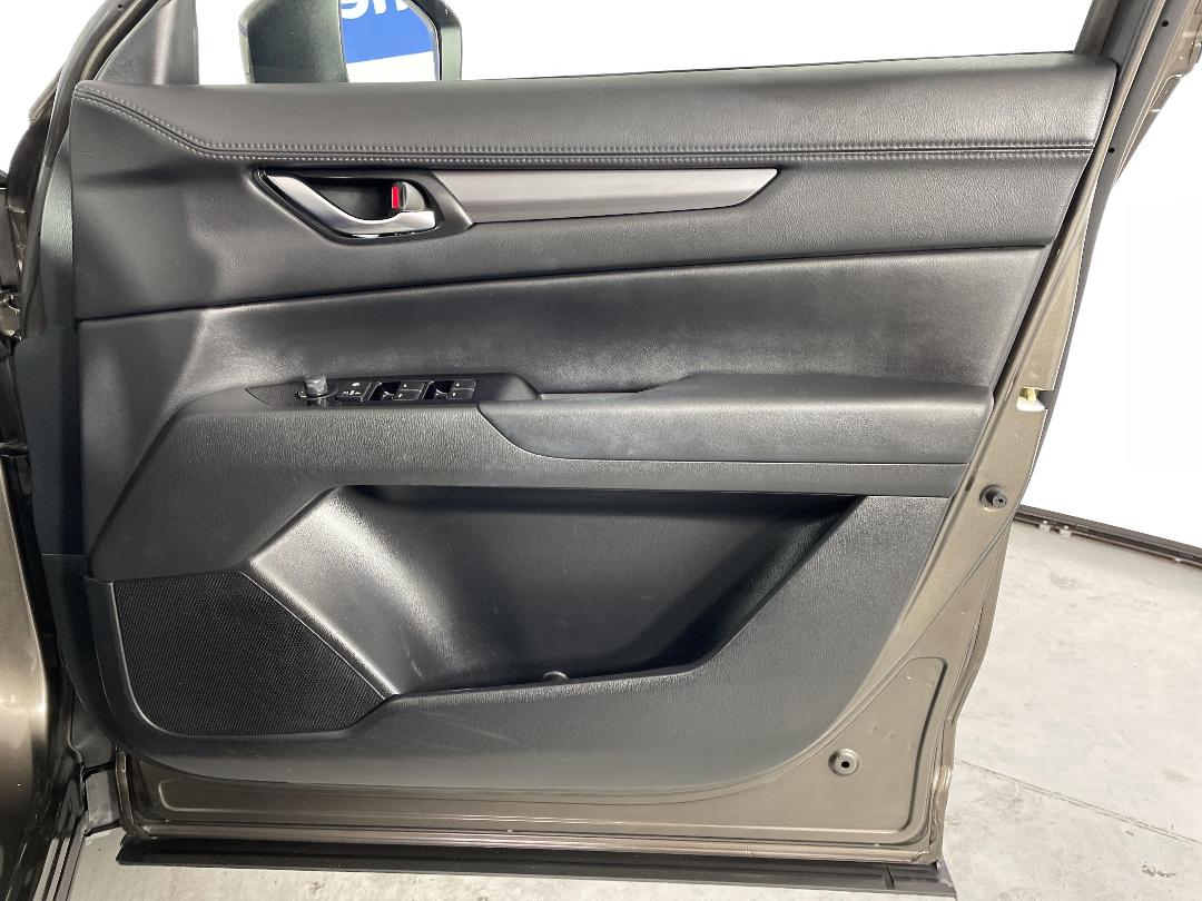 Photo '15' of Mazda CX-5