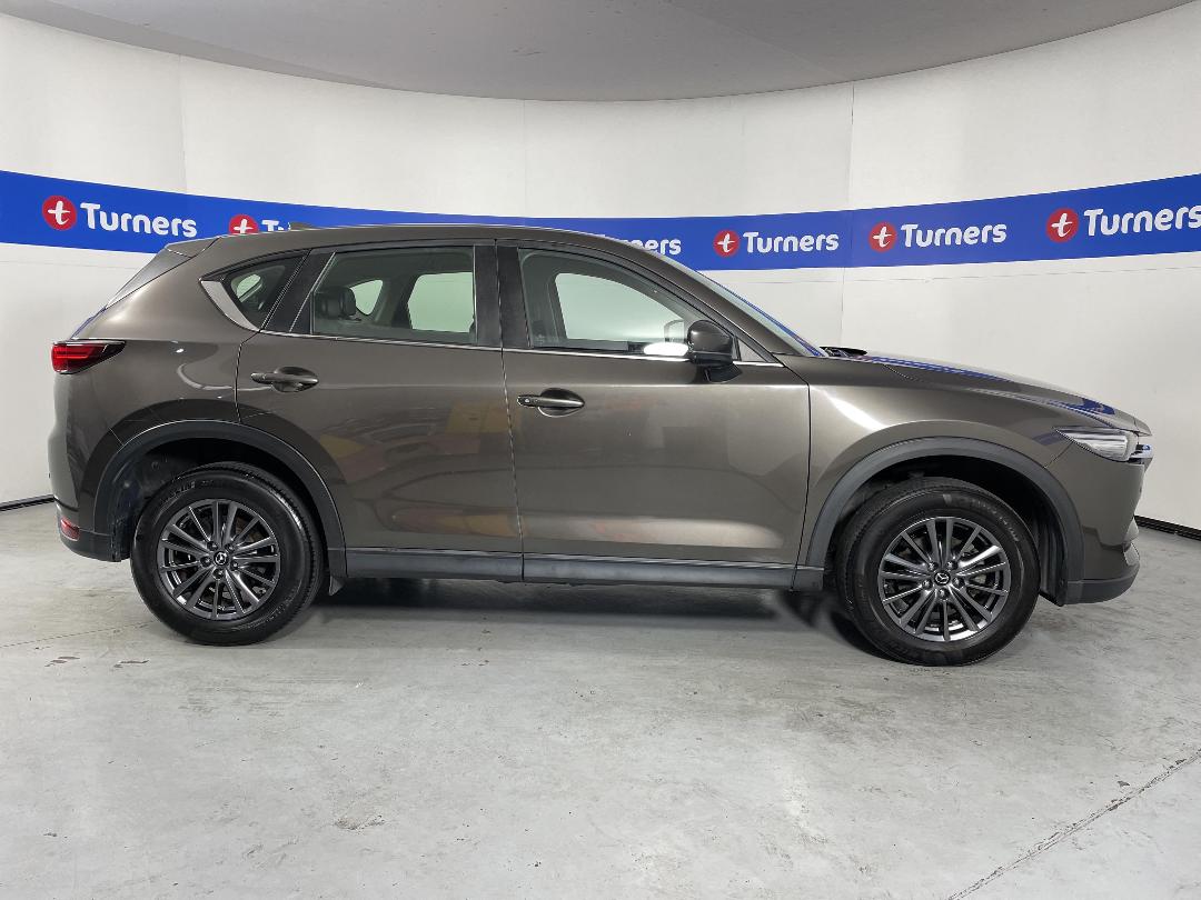 Photo '23' of Mazda CX-5