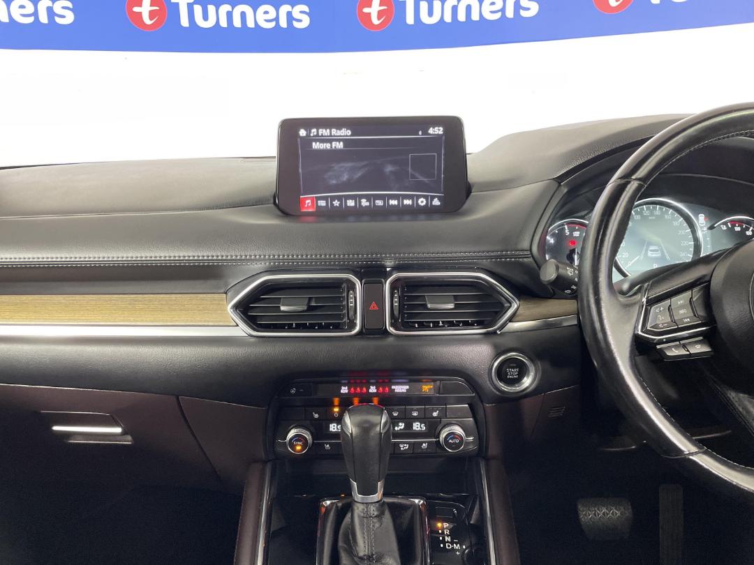 Photo '18' of Mazda CX-8 Photo '18' of Mazda CX-8