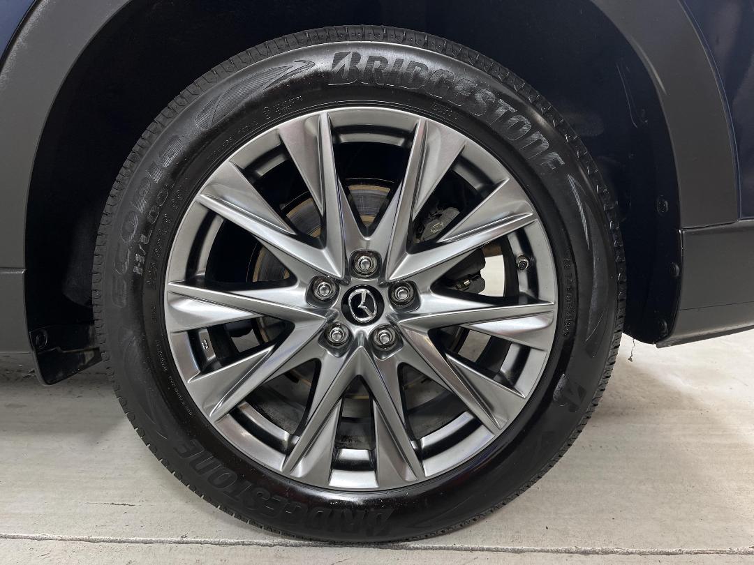 Photo '11' of Mazda CX-8