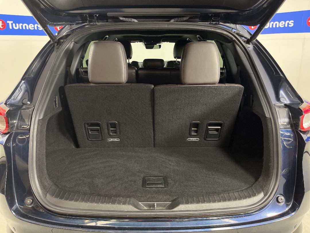 Photo '14' of Mazda CX-8