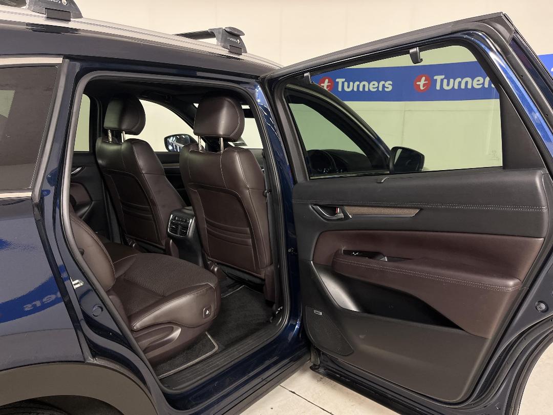 Photo '19' of Mazda CX-8