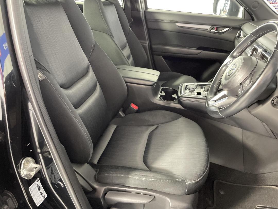 Photo '16' of Mazda CX-8 Photo '16' of Mazda CX-8