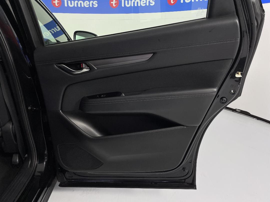 Photo '19' of Mazda CX-8 Photo '19' of Mazda CX-8